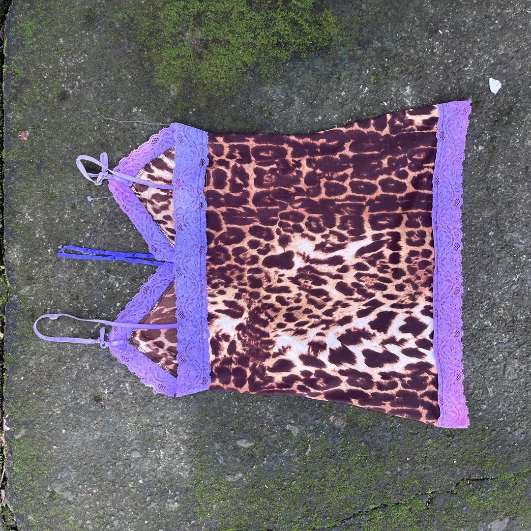 Leopard Cami Tops (Category: Sleeveless) located in Nagcarlan. Submitted by swiftgem-d189 (Listing ID 1461056965, Image 3). Description: Pm for more details!.