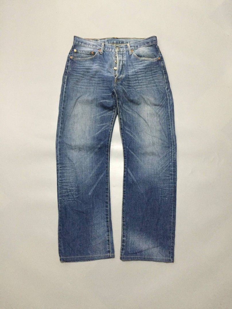 Levi's 502 Extended Patch (Category: Jeans) located in Balayan. Submitted by _wethrift (Listing ID 1460943175, Image 2). Description: Levi's 501 Extended Patch - size 32 - length 41.5 - leg hole 8.5 - excellent condition - color rate: 9.5/10 - no flaws MINE — 📩 + Shipping fee 📍 Balayan, Batangas.