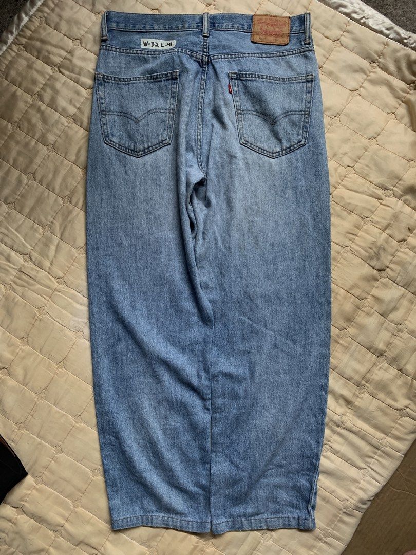 Levi's 505 Light Wash Denim Jeans (Category: Jeans) located in General Santos City (Dadiangas). Submitted by thrifty_gsc (Listing ID 1461024023, Image 1). Description: - Classic Levi's 505 jeans - Light wash denim - Size: W-32 L-34 - Standard five-pocket design - Button and zip fly - Perfect for everyday wear.