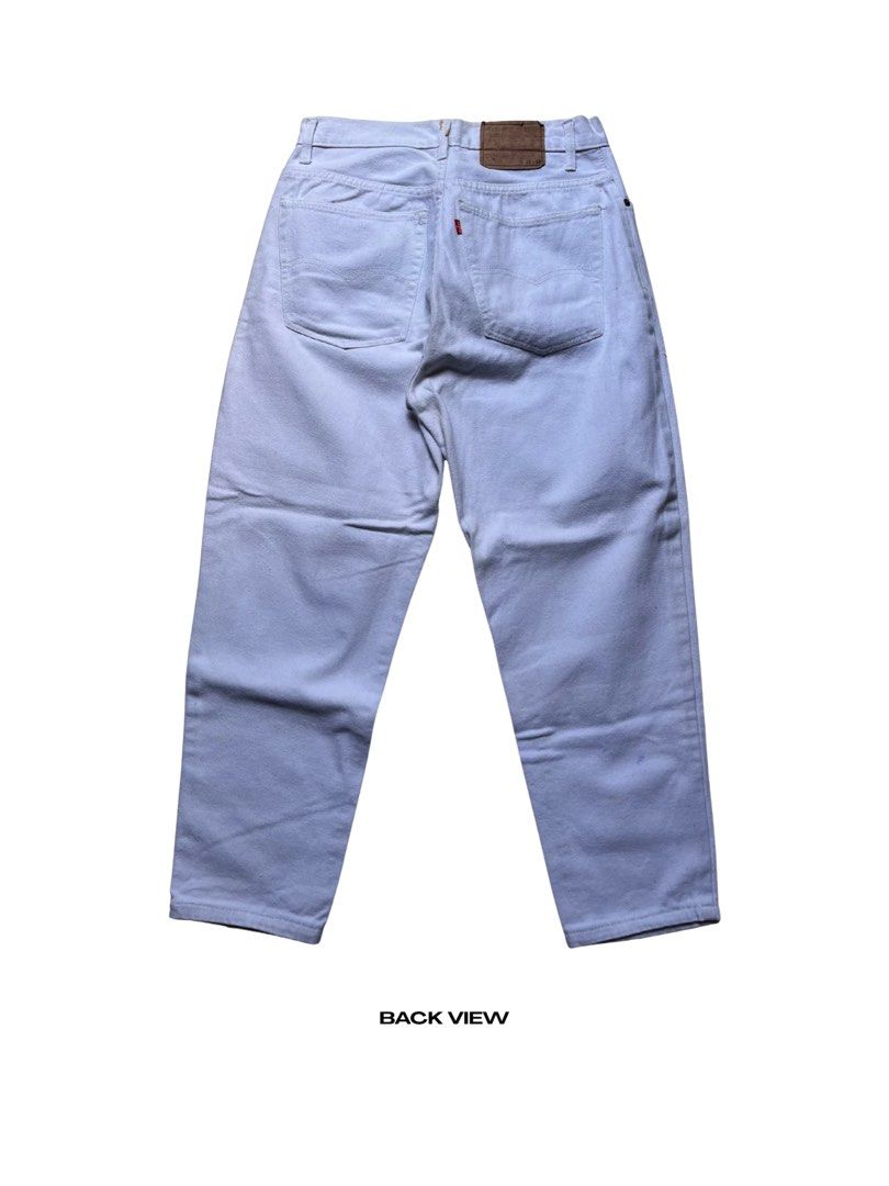 Levi's White Jeans 34W x 37.5L (Category: Jeans) located in Manila. Submitted by chalkzone20 (Listing ID 1461095487, Image 2). Description: - Brand: Levi's - Color: White - Tag Size: 34W x 34L - Actual Measured Size: 29W x 37.5L - Condition: Good - Flaws: Minor rust stains, minimal ink stains - Note: Color may appear slightly different due to lighting..