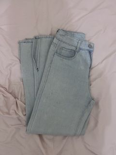 (Category: ) located in . Submitted by coles.collection (Listing ID 1461056644, Image 1). Description: .