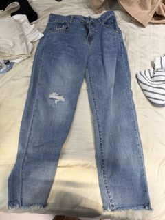 (Category: ) located in . Submitted by x__un (Listing ID 1461073819, Image 1). Description: .