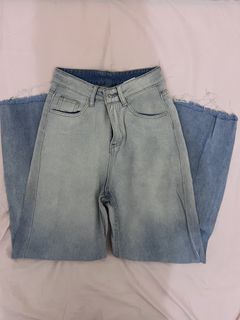 (Category: ) located in . Submitted by coles.collection (Listing ID 1461065596, Image 1). Description: .