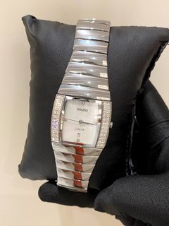 (Category: ) located in . Submitted by watchluxury888 (Listing ID 1460989542, Image 1). Description: .