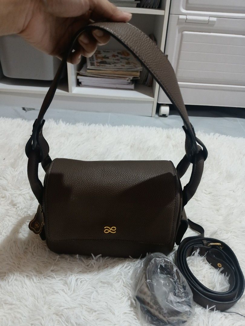 Little Bunny 🐰 (Category: Shoulder Bags) located in Quezon City. Submitted by strollersshop (Listing ID 1460964172, Image 1). Description: For sale LITTLE BUNNY SLING BAG WITH 2STRAPS GOOD AS NEW NO ISSUE NEVER BEEN USED.