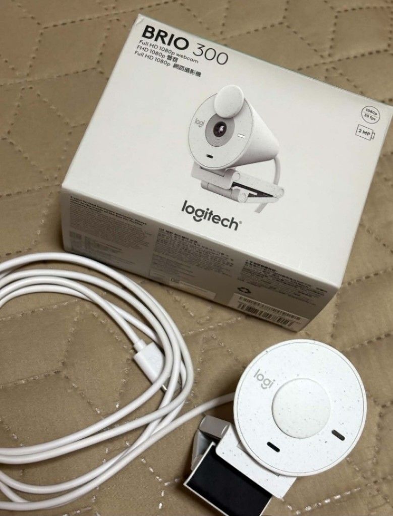 Logitech Brio 300 Full HD Webcam Off-White (Category: Webcams) located in Taguig. Submitted by tazemporium (Listing ID 1461025664, Image 1). Description: - Logitech Brio 300 Webcam - Full HD 1080p Resolution - Auto Light Correction - Noise Reduction - Compatible with Zoom, Google Meet, Microsoft Teams, and Chromebook - Includes USB Cable - Original Box Included1 - Used only twice for a presentation - RFS: Transferred to a new role which requires 