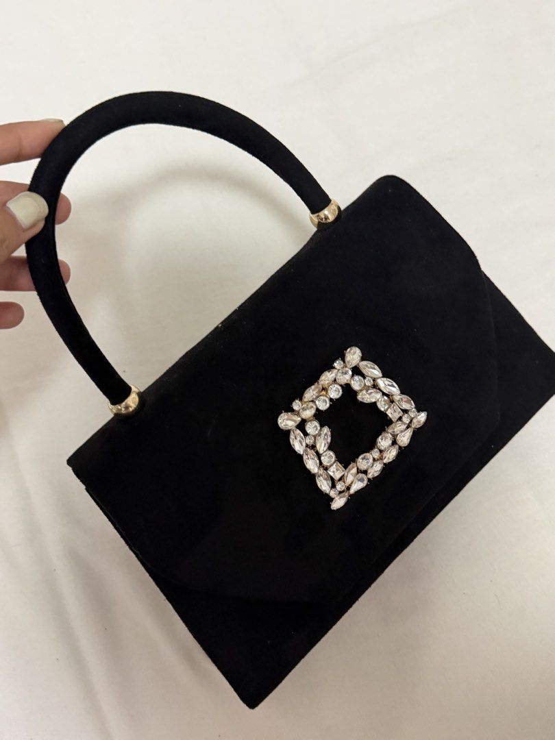 London Rag Hand Bag with stones (Category: Purses & Pouches) located in Pasig City. Submitted by miss_abuelita (Listing ID 1461067393, Image 1). Description: .