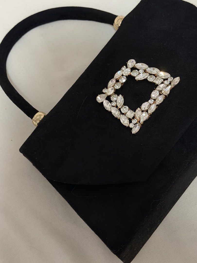 London Rag Hand Bag with stones (Category: Purses & Pouches) located in Pasig City. Submitted by miss_abuelita (Listing ID 1461067393, Image 3). Description: .