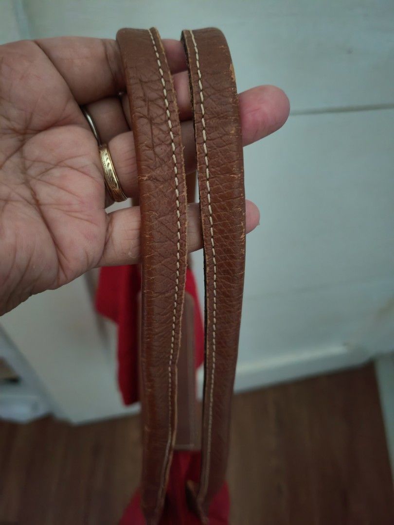 Longchamp Le Pliage Tote Bag Red Nylon Leather (Category: Luxury Bags & Wallets) located in Davao. Submitted by athenaprelovedph (Listing ID 1461007199, Image 3). Description: - Classic red Longchamp tote bag Large size long handle No tears, no holes - Ideal for carrying everyday essentials.
