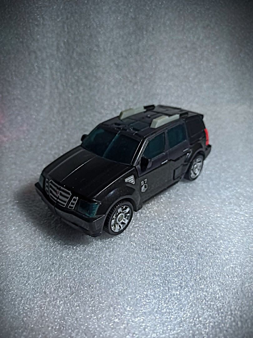 Loose STOCKADE Hasbro Deluxe Class Autobot Transformers (Category: Action & Battle Toys) located in Pasay City. Submitted by Chariselyn (Listing ID 1461095888, Image 2). Description: Loose STOCKADE (800+sf) Hasbro Deluxe Class Autobot Transformers Series, All Spark Power, 2007 Scale: 6 inches Stock: 1 Condition: 9/10 Issues: 0 Accessories: complete, no manual Mode of Payment: GCash or through your rider Shipping options: Payment first before deli