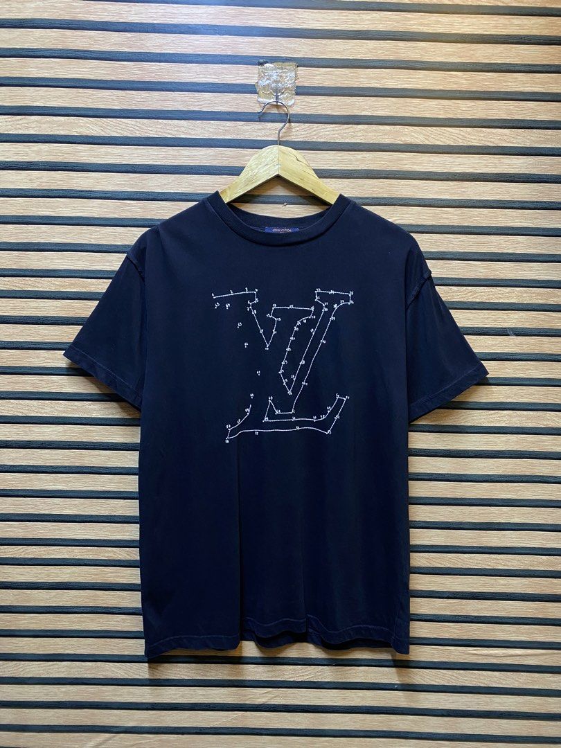Louis Vuitton "Connect the Dots" / "LV Stitch" (Category: Tshirts & Polo Shirts ) located in Makati City. Submitted by drip.poww (Listing ID 1461097205, Image 1). Description: - Authentic Louis Vuitton - Color: Black - Size: Large - Dimes: 22x28 - Authentic - Excellent condition - Need wash, fresh from bale - Material: 100% Cotton Please don’t expect too much—these are thrifted (ukay) items. 😊 !!STILL NEGOTIABLE!!.