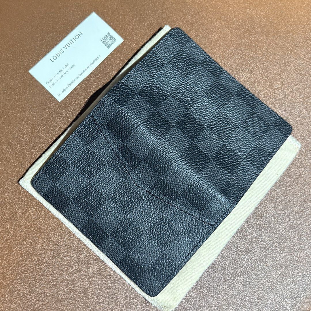 Louis Vuitton Damier Graphite Pocket Organizer (Category: Luxury Bags & Wallets) located in Quezon City. Submitted by endofdayzs (Listing ID 1461069478, Image 3). Description: - Authentic Louis Vuitton Pocket Organizer - Damier Graphite Canvas - Made in Spain - Multiple Card Slots for Organization - Comes with Dust Bag and Box 2026 SRP 26,200.00 Full specs here https://ph.louisvuitton.com/eng-ph/products/pocket-organizer-damier-graphite-canvas-00