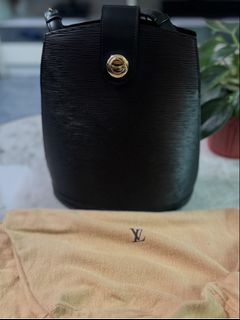 （分類：）位於 。 由 dreyysoldzz 提交（商品編號 1460952140，圖片 1）。簡介： 。