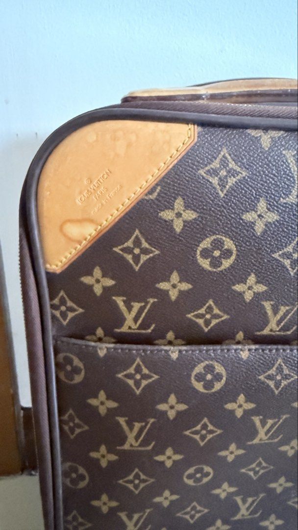 Louis Vuitton Pegase 55 (Category: Luxury Bags & Wallets) located in Manila. Submitted by deemfp (Listing ID 1460965496, Image 2). Description: Nego Cabin size Mnl/baguio.
