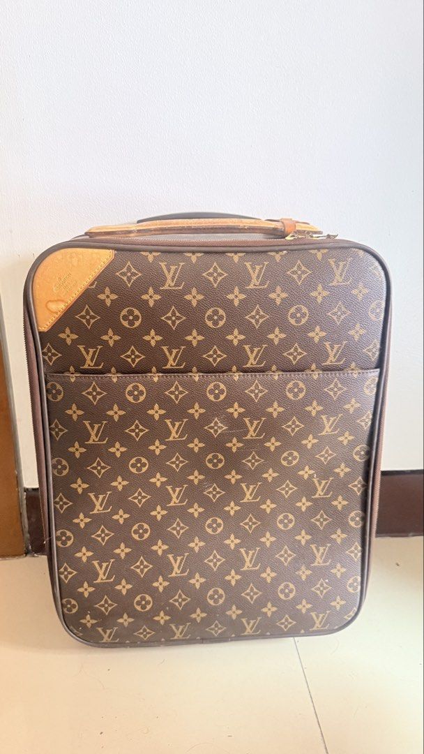 Louis Vuitton Pegase 55 (Category: Luxury Bags & Wallets) located in Manila. Submitted by deemfp (Listing ID 1460965496, Image 1). Description: Nego Cabin size Mnl/baguio.
