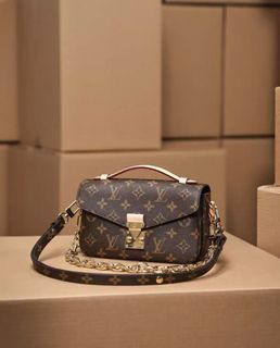 （分類：）位於 。 由 britneyeve27253 提交（商品編號 1461069709，圖片 1）。簡介： 。