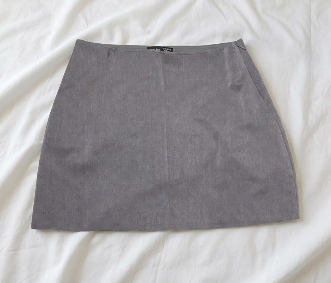 Love Ara Stone Gray Mini Skirt (Category: Skirts) located in Manila. Submitted by CTs_Selection (Listing ID 1460931843, Image 1). Description: Size S on tag.