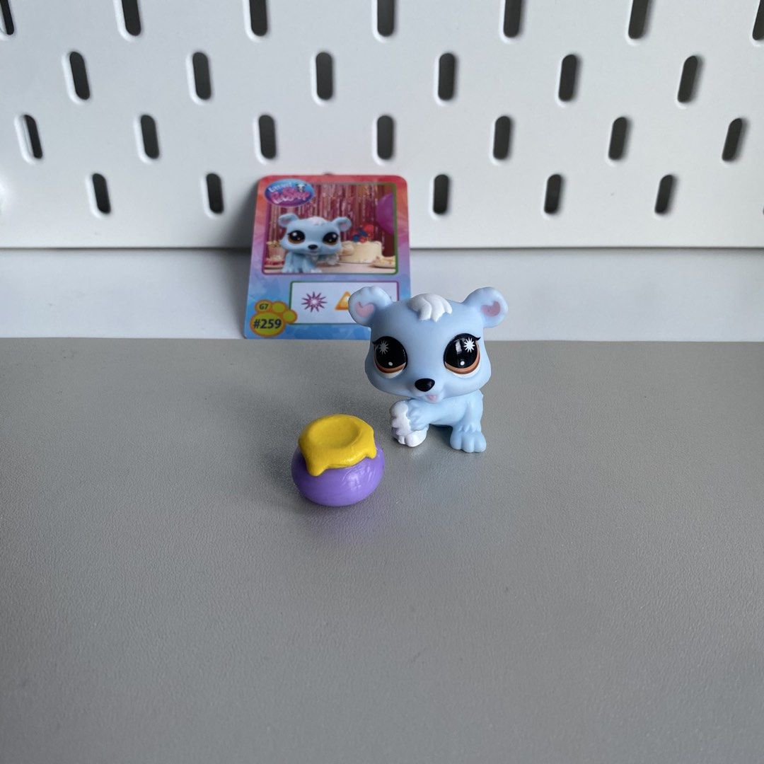 LPS Bear Cub (Category: Designer & Blind Box Toys) located in Binan City. Submitted by mbnviaj (Listing ID 1461017141, Image 1). Description: Original Littlest Pet Shop LPS Sweet Treats Set Barely used, only for display Bought from ToysRUs Can be negotiable 🎀 Payment First 🎀 Location: Biñan, Laguna & Katipunan, QC 🎀 Mode of Payment: GCash 🎀 Shipment: LBC or Lalamove.