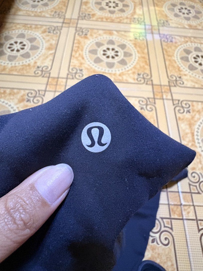 Lululemon (Category: Activewear) located in La Trinidad. Submitted by legit.ukayspot (Listing ID 1461024358, Image 3). Description: .