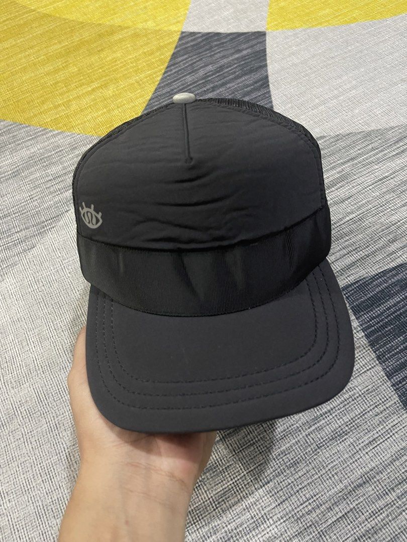 Lululemon sea wheeze hat (Category: Caps & Hats) located in Taytay. Submitted by ekselentekondisyon (Listing ID 1461055523, Image 1). Description: Lululemon sea wheeze hat Good condition One size fits most Adjustable 82%nylon Taytay rizal location No issue.