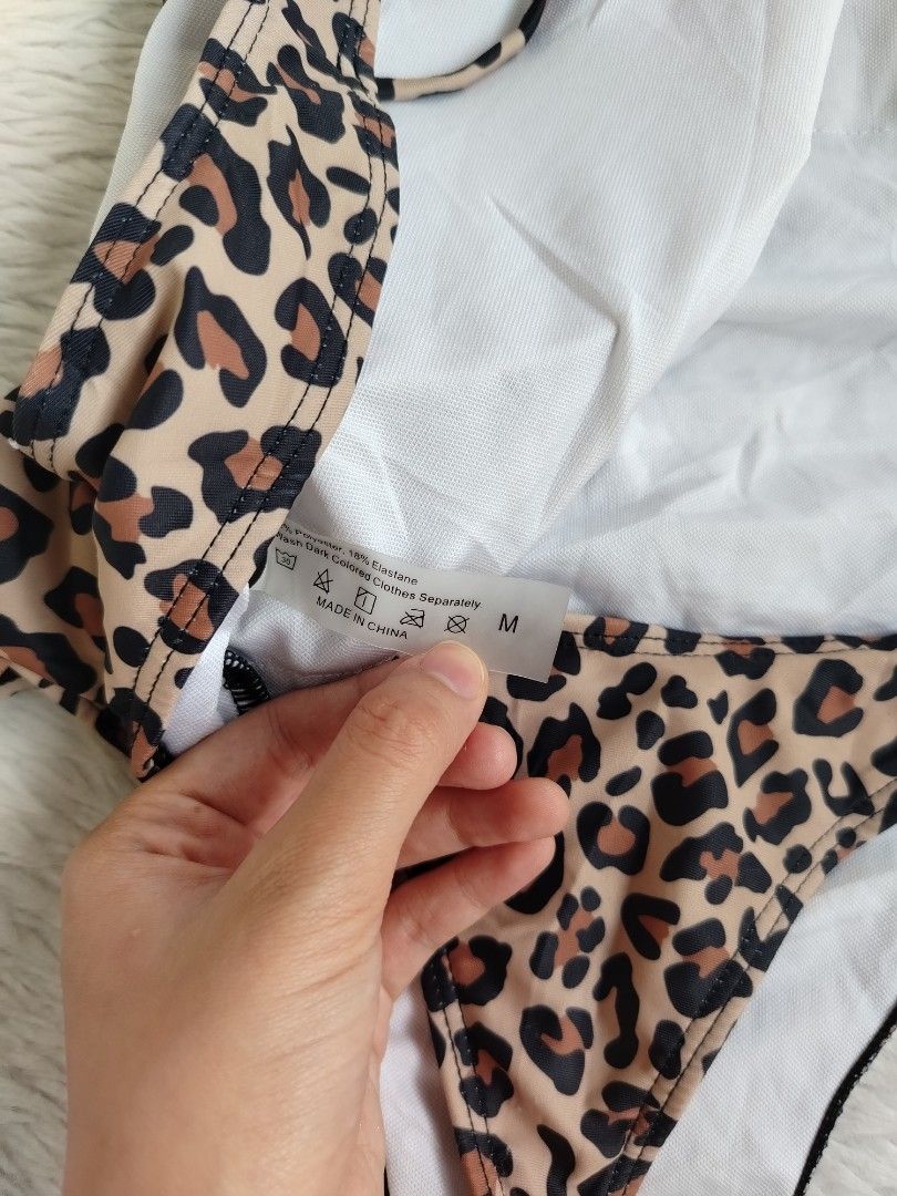 (M) One Piece Swim (Category: Bikinis & Swimsuits) located in Paranaque City. Submitted by closetbykimkirsten (Listing ID 1460989516, Image 3). Description: 🎀Like New🎀 ✨Brand: Cut Tag ⚡Padded 🪷Size: Medium 💸Price: P249 (Non Negotiable) ♦️All Items are PRELOVED in good condition. ♦️Please do manage your expectations. ♦️WASH before USE ♦️BUY at your own RISK 🔥NO RETURN NO EXCHANGE POLICY🔥 ⛔BOGUS BUYER/JOY RESERVER will be posted in every grou
