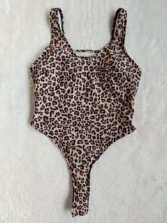 (Category: ) located in . Submitted by closetbykimkirsten (Listing ID 1460989516, Image 1). Description: .