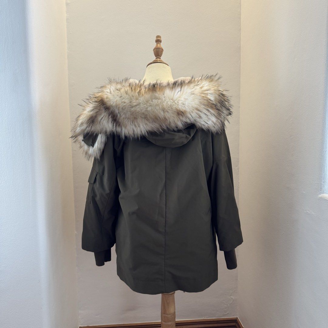 mango army green fleece lined jacket with detachable fur lining (Category: Coats, Jackets and Outerwear) located in Pasay City. Submitted by ultzen (Listing ID 1460937593, Image 3). Description: - mango army green fleece lined jacket - size M fits up to L - fur lining in the hoodie is detachable - super comfy - perfect for winter trips - 9/10 condition - rfs: decluttering mop: bpi / gcash / maribank mod: j&t / lbc / sdd (mnl).