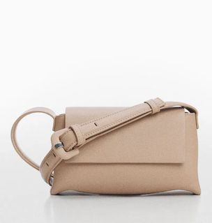 (Category: ) located in . Submitted by madeasoncloset (Listing ID 1461095726, Image 1). Description: .