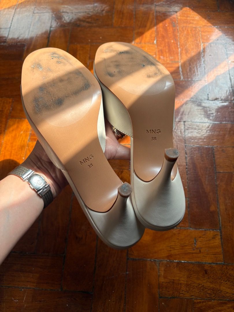 Mango White Heels (Category: Heels) located in Quezon City. Submitted by icecreammonster (Listing ID 1460990659, Image 3). Description: Mango White Kitten Heels Size 8 Used once.