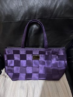 (Category: ) located in . Submitted by iyahpreloved_ (Listing ID 1460967282, Image 1). Description: .
