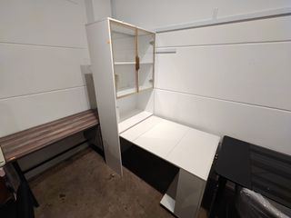 Writing Desk 收藏品 1