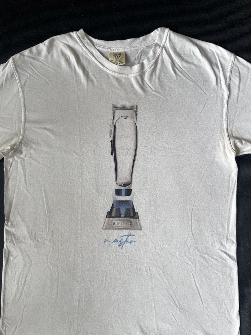 Master Shaver Back to Back T-shirt (Category: Tshirts & Polo Shirts ) located in Naga. Submitted by curatedslips (Listing ID 1461025830, Image 2). Description: Master Shaver Back to Back T-shirt 📏 Measurements: 22 x 30 📝 Condition: Good pre-owned condition ⚠️ Issue: Needs wash.