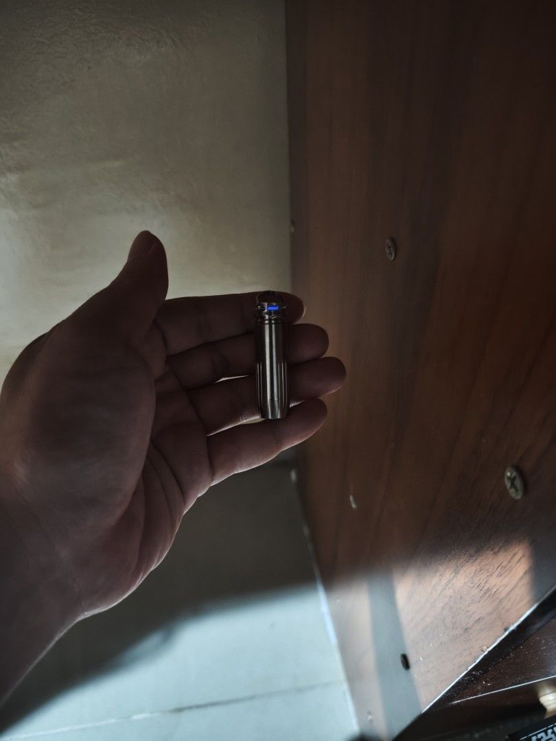 Mecarmy BL43 Titanium flashlight inlaid with tritium bars (Category: Other Gadgets) located in Quezon City. Submitted by xenoheartstone (Listing ID 1461089400, Image 2). Description: Full Titanium Mecarmy flashlight BL43 inlaid with blue and orange tritium bars..