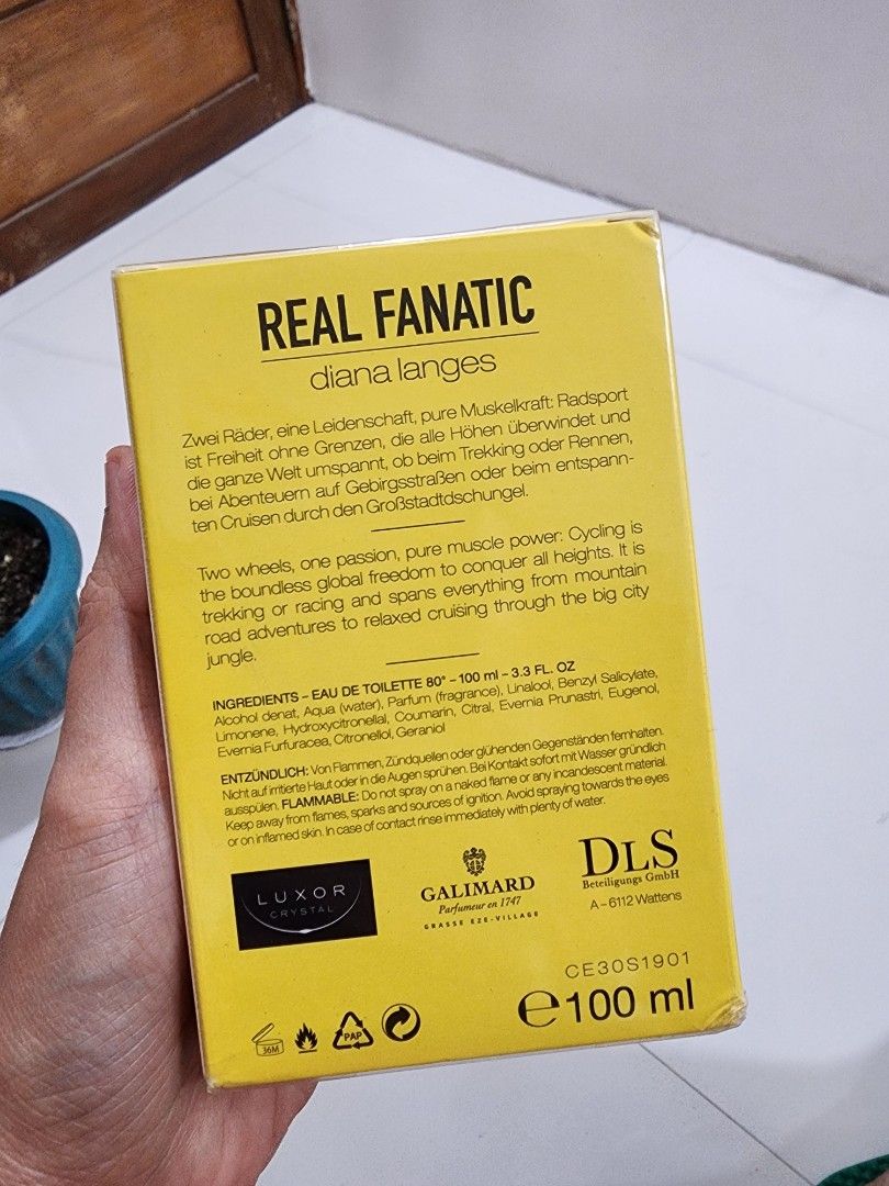 Men's perfume (Category: Men's Grooming) located in Caloocan City. Submitted by badette07 (Listing ID 1460945298, Image 2). Description: REAL FANATIC Diana Langes for men Eau De Toillete 100ml May maliit na butas lang na nasa corner as shown in the picture but sealed never pa in-open. Caloocan North (meet up bagumbong area).