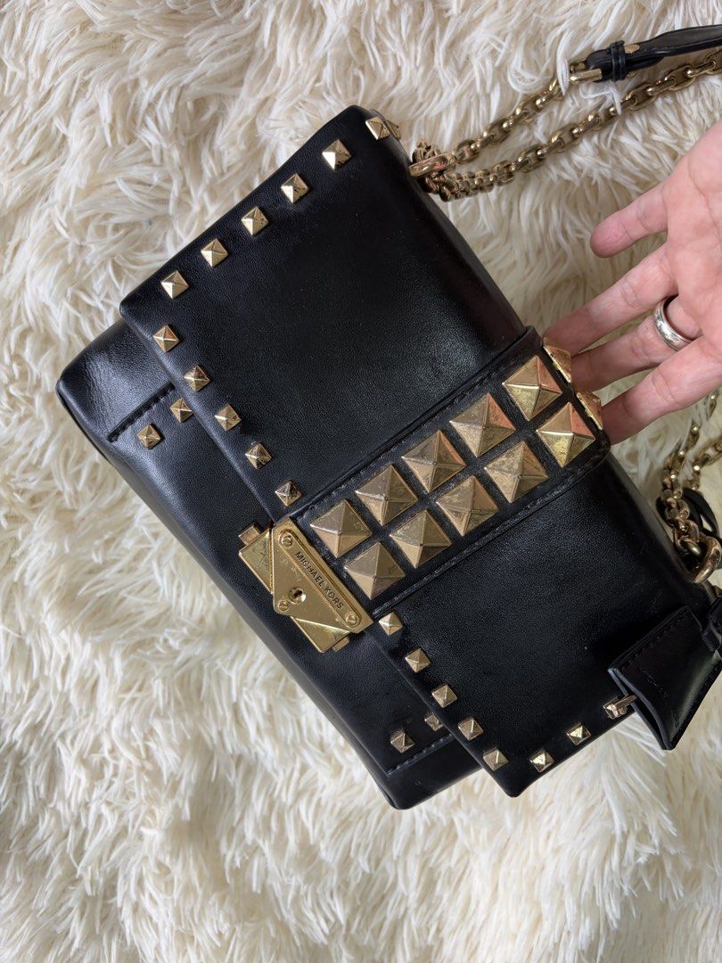 Michael Kors Cece (Category: Luxury Bags & Wallets) located in Dasmarinas. Submitted by Gorgeous_bags (Listing ID 1461087172, Image 2). Description: - Michael Kors Cece - Authentic - Like new - In excellent condition - 2-way - Gold hardware .