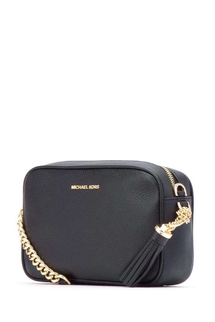 Michael Michael Kors Jet Set Medium Crossbody Bag (Category: Cross-body Bags) located in Mandaluyong City. Submitted by abhemaria (Listing ID 1461044049, Image 3). Description: Michael Michael Kors Jet Set Medium Crossbody Bag.