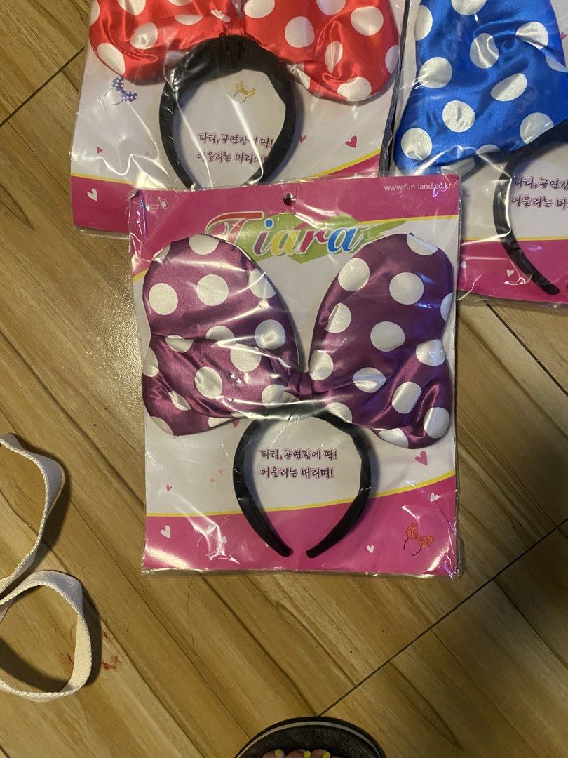Mickey Mouse Tiara /headbands (Category: Hair Accessories) located in Cabanatuan. Submitted by prelovedbycheesekeyk (Listing ID 1460939206, Image 2). Description: Take all 340 nlng Kulang 200 each ko nbili toh D lng ntuloy mg HK Plus sf large pouch toh 120 sf .