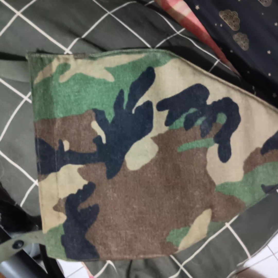 Military Camo Ballistic Panel Insert OTV Vest (Category: Activewear) located in Abucay. Submitted by jaeger224 (Listing ID 1460947236, Image 2). Description: - Ballistic panel insert for OTV vest - Woodland camouflage pattern - Size: L-XL - Crucial for ballistic protection; do not use vest without it - Care instructions: Do not machine wash - Refer to contract number and date for specific details.