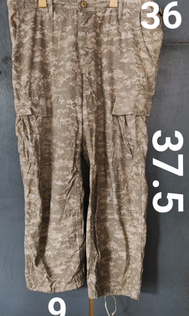 MILITARY DIGITAL DESERT CAMO (Category: Luxury Apparel) located in Makati City. Submitted by updownthrift (Listing ID 1460931358, Image 1). Description: NO ISSUE NEED WASH ONLY.