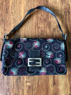 (Category: ) located in . Submitted by sweetsteals.sg (Listing ID 1461004963, Image 1). Description: .