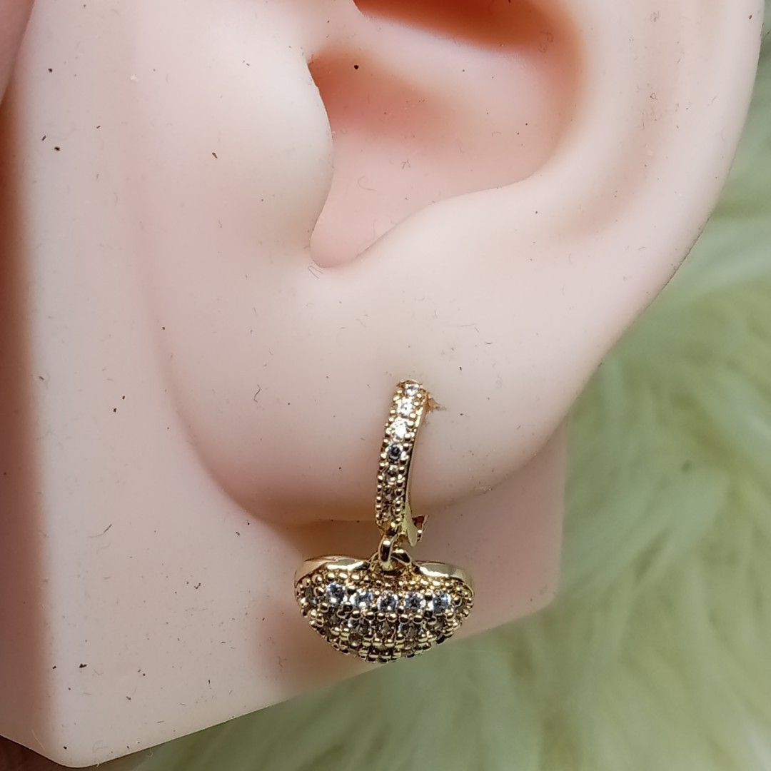 Moissanite Heart Loop Earrings ✨ 18K goldplated (Category: Earrings) located in Ozamiz City. Submitted by leovelle. (Listing ID 1461043662, Image 3). Description: Moissanite Heart Loop Earrings ✨ 18K goldplated.