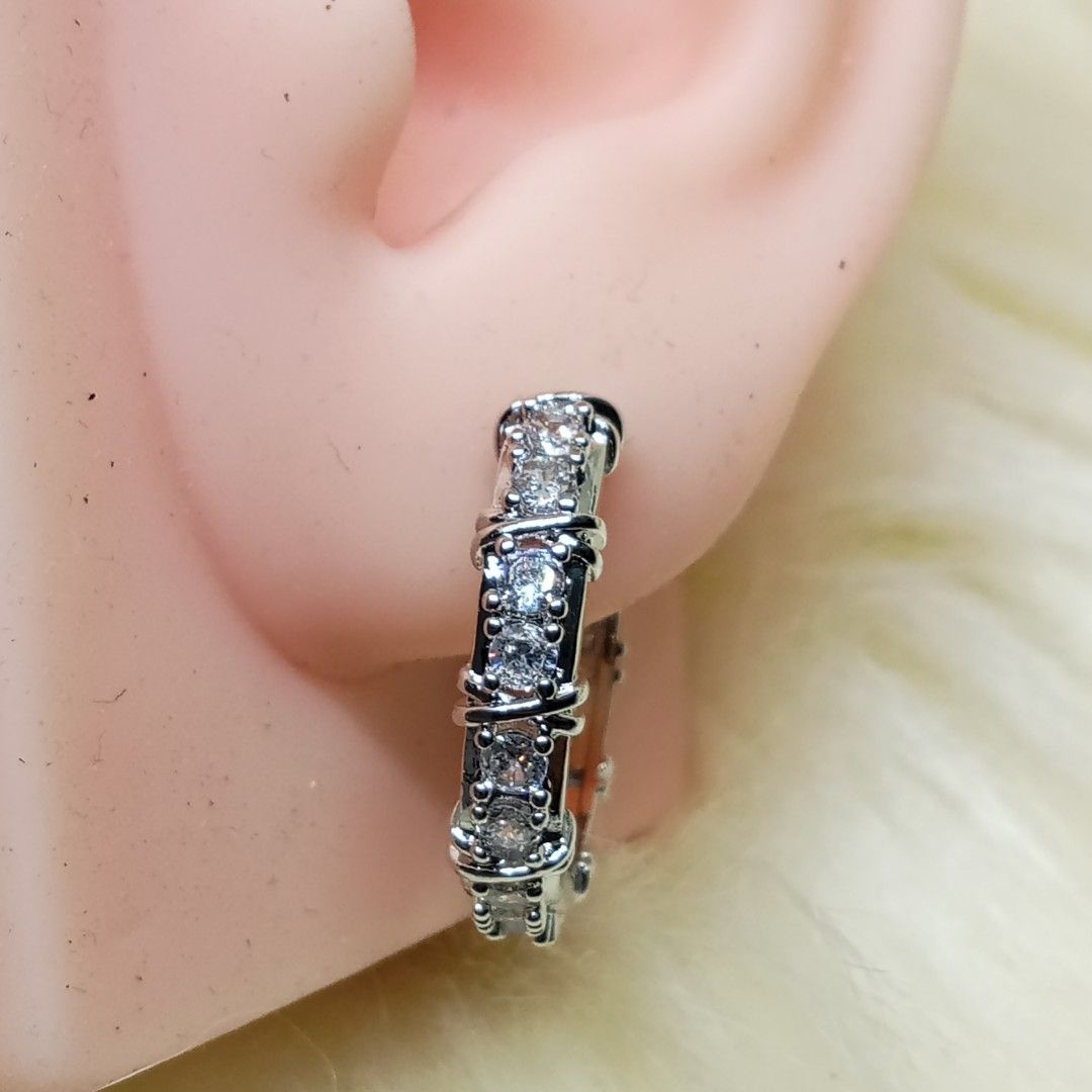 Moissanite Loop Earrings ✨ 18K white goldplated (Category: Earrings) located in Ozamiz City. Submitted by leovelle. (Listing ID 1461045245, Image 2). Description: Moissanite Loop Earrings ✨ 18K white goldplated.