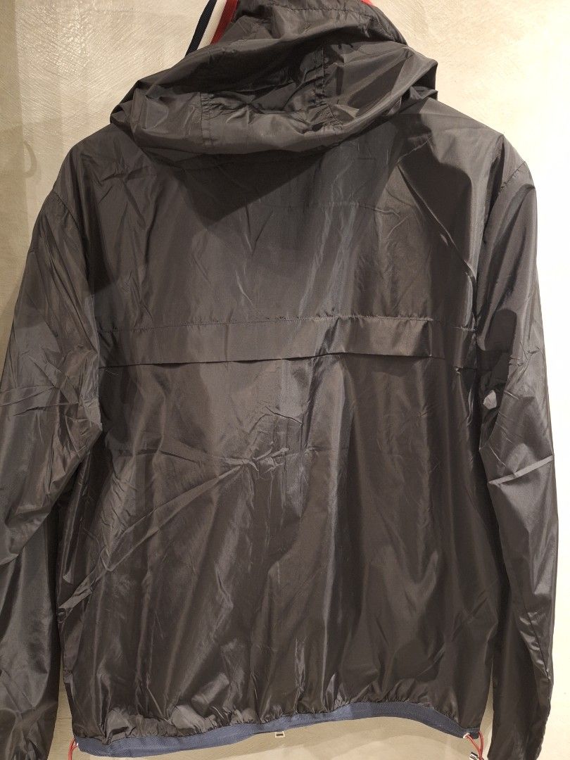 Moncler windbreaker jacket (Category: Coats, Jackets and Outerwear) located in Muntinlupa City. Submitted by kstefanomela14 (Listing ID 1461012677, Image 3). Description: Moncler jacket splashproof Sizes: Medium to XL Kindly send me your chest width in inches (armpit to armpit) Cod cop Lbc lalamove.
