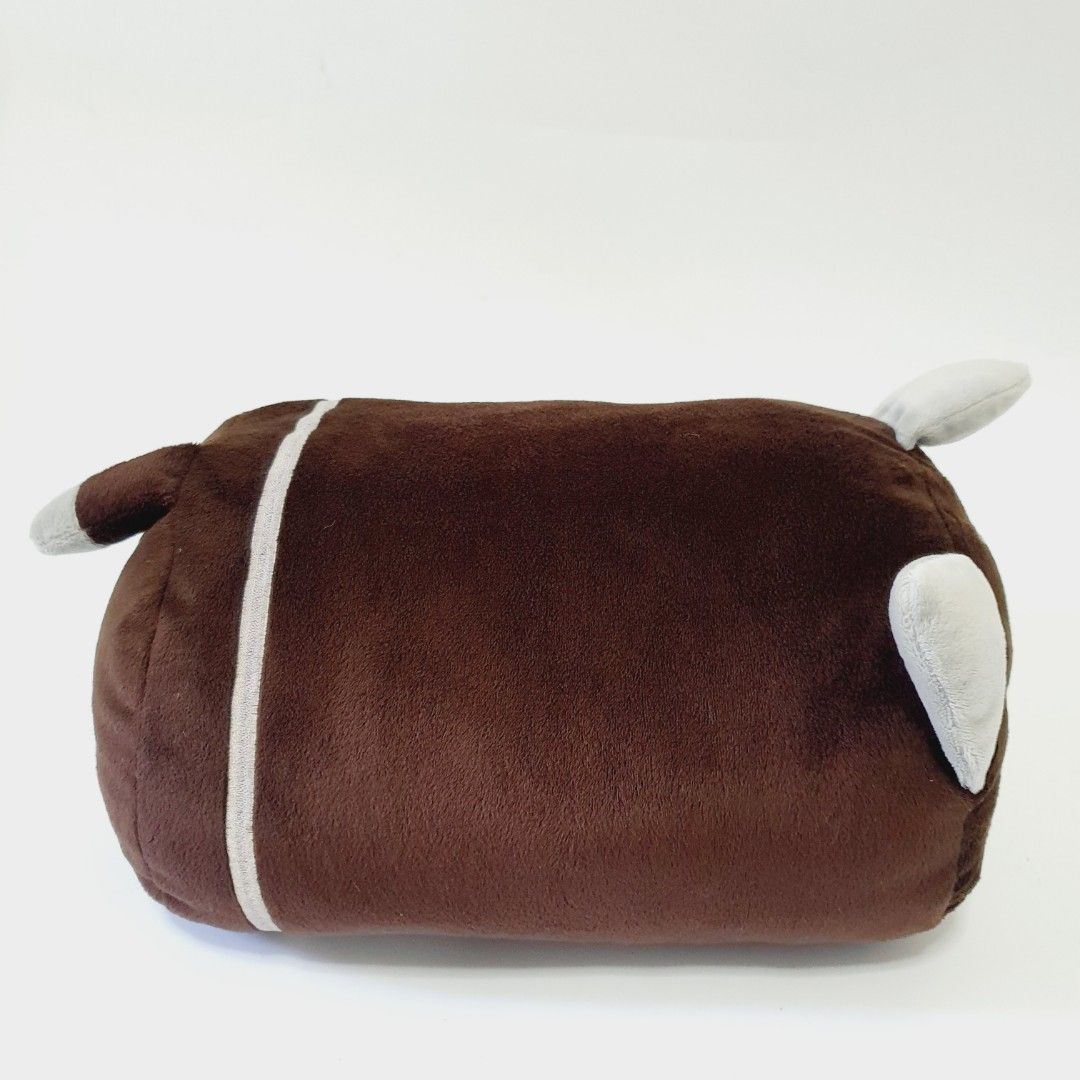 Monster Hunter Felyne Bolster Pillow Plush (Category: Plushies & Soft Toys) located in Taytay. Submitted by kyo.mono (Listing ID 1461107287, Image 2). Description: 💟Follow us on IG: kyo.mono for faster replies TikTok: kyo.mono_ for videos and review Brand new with paper tag Auth from Japan Actual photo posted approx. 14 x 11 inches.