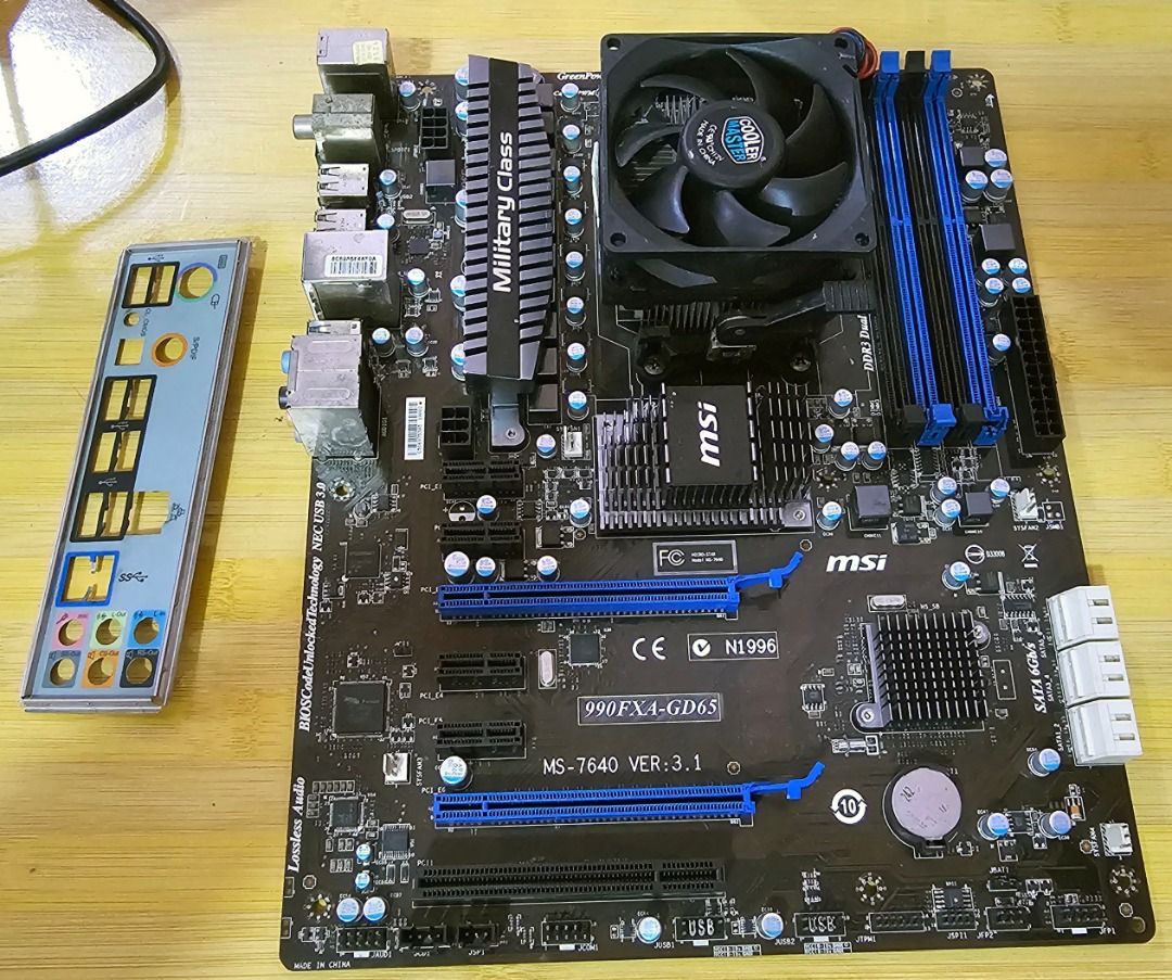 MSI 990FXA-GD65 motherboard, AMD FX-4100 Dozer processor Bundle (Category: Desktops) located in Paranaque City. Submitted by leejay.vidal (Listing ID 1460928387, Image 2). Description: Note: Please read first before inquiring Hindi na ako magrereply kung nandito na ang sagot sa details ng ad. Motherboard processor and ram bundle MSI 990FXA-GD65 motherboard, AMD FX-4100 Bulldozer processor 3.6Ghz to 3.8Ghz Turbo 4Cores 4Threads Socket AM3+ with Co