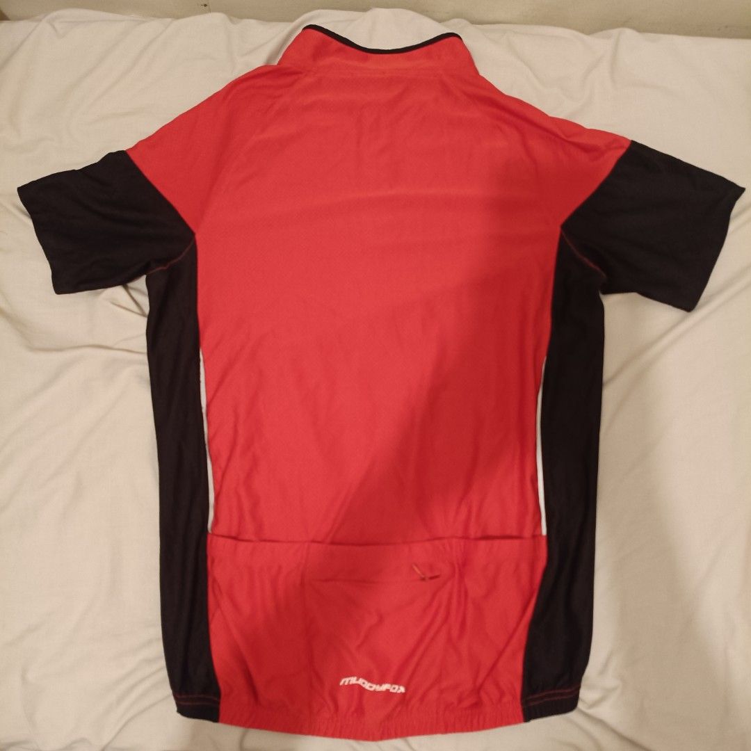 Muddyfox Cycling Jersey (Category: Activewear) located in Quezon City. Submitted by brokepremedstudent (Listing ID 1461067225, Image 2). Description: Muddyfox Cycling Jersey Size Medium Loc: Marilao, Bulacan open for meetups and pick-up.