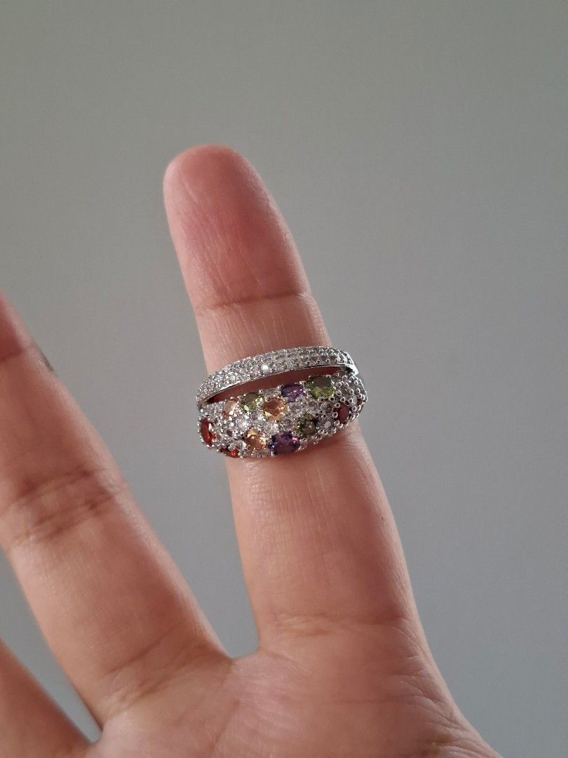 Multicolor Zirconia Stones Solver Ring Size 8 (Category: Rings) located in Dasmarinas. Submitted by danabrie22 (Listing ID 1460992840, Image 3). Description: size 8 very well-made, excellent crafstmanship 10/10 condition brand new stainless steel & cubic zirconia stones.
