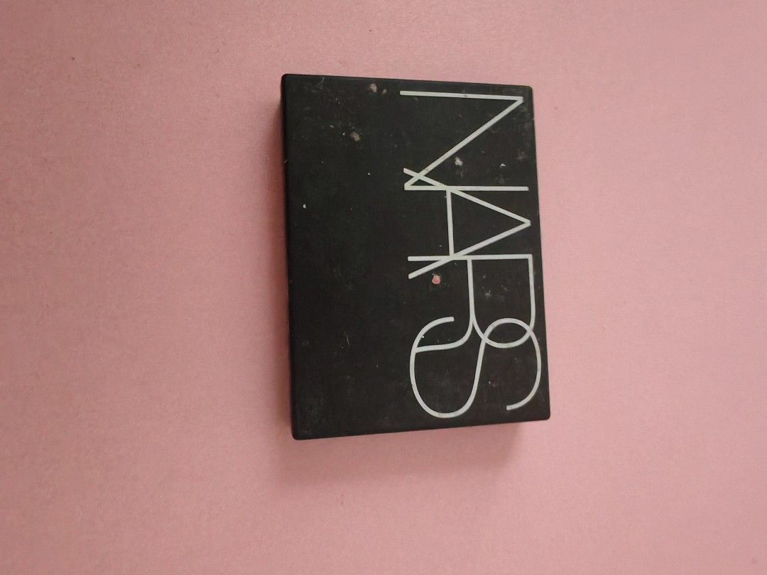 NARS LIGHT REFLECTING PRESSED POWDER (Category: Makeup) located in Manila. Submitted by itsmejorgy14 (Listing ID 1461001685, Image 3). Description: decluttering.