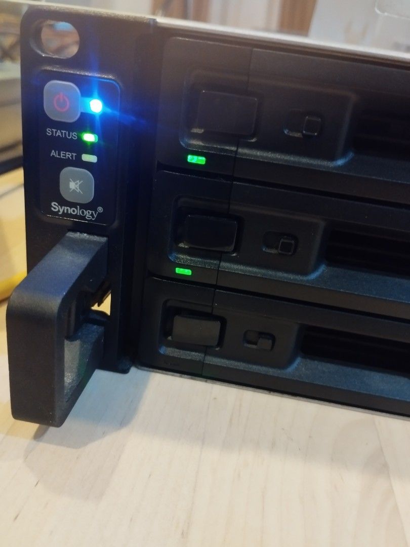 NAS Synology RS3618xs 12bay (Category: Hard Disks & Thumbdrives) located in Manila. Submitted by jc.cruz21 (Listing ID 1461066935, Image 1). Description: Model RS3618xs - 12 bay Synology Rackstation Included 3.5hdd per bay total of 24TB2022 Dual port 10GbE Ready for Deployment Projects, Hosting, Video Recording, File Archive 105k negotiable...