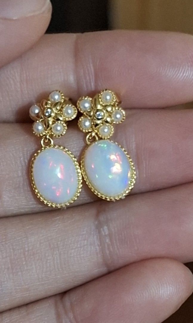 Natural Opal Earrings (Category: Earrings) located in Baguio. Submitted by marinel.caranto (Listing ID 1461006881, Image 3). Description: natural opal (8x10mm) beautiful play of color strong flash s925 gold plated silver 3000.00 only.